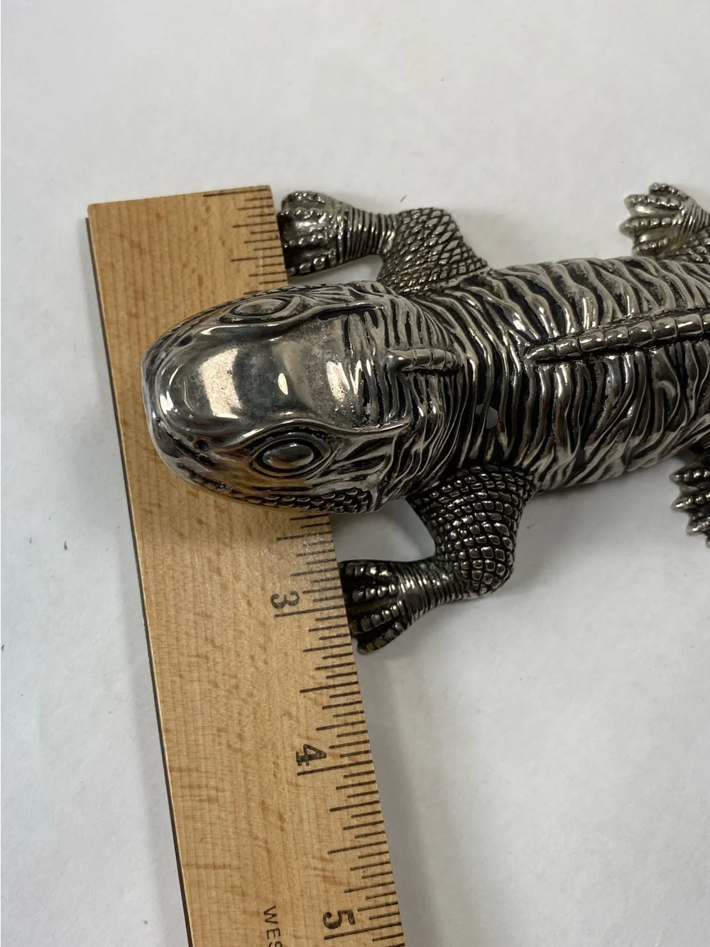 Metallic Silver Lizard Iguana Reptile Ornament Bottle Opener Twist and Non Twist